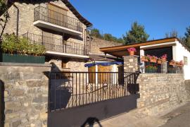 Casa Loren casa rural en Borau (Huesca)