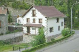 Casa Úrsula casa rural en Ansó (Huesca)
