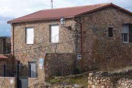 Pensión María casa rural en Villarroya (La Rioja)