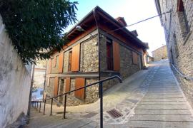 Cal Domenec casa rural en Rialp (Lleida)