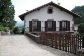 Bizentenea casa rural en Zugarramurdi (Navarra)