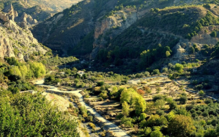 El Valle de Lecrín y los pueblos blancos de Granada