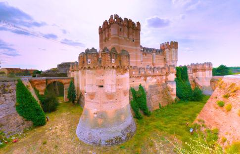 El castillo de Coca: un fantástico lugar para visitar este verano