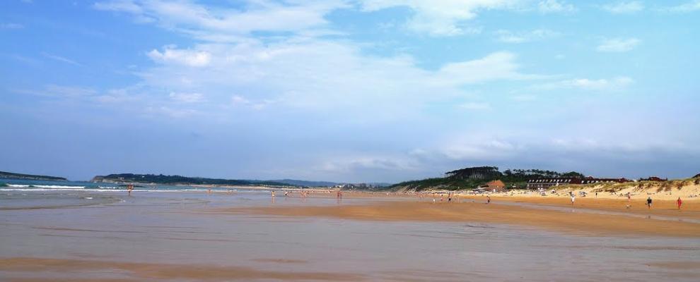 Resultado de imagen de playa el puntal  ribamontan al mar